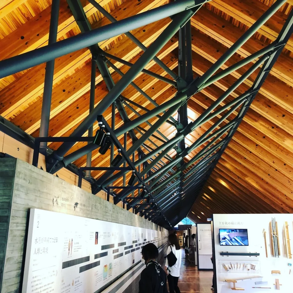 福井県年縞博物館×混構造