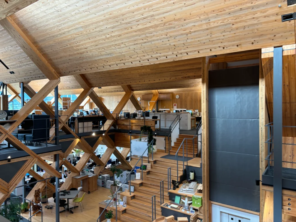 銘建工業本社事務所ギャラリー