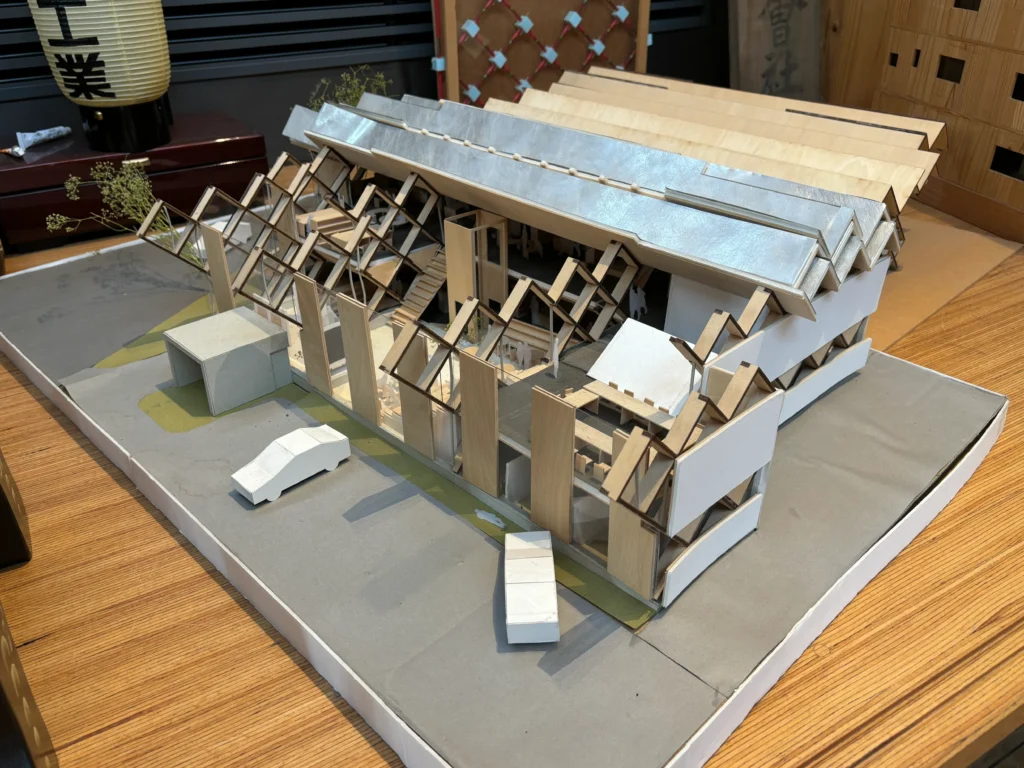 銘建工業本社事務所と「施工性」の追求