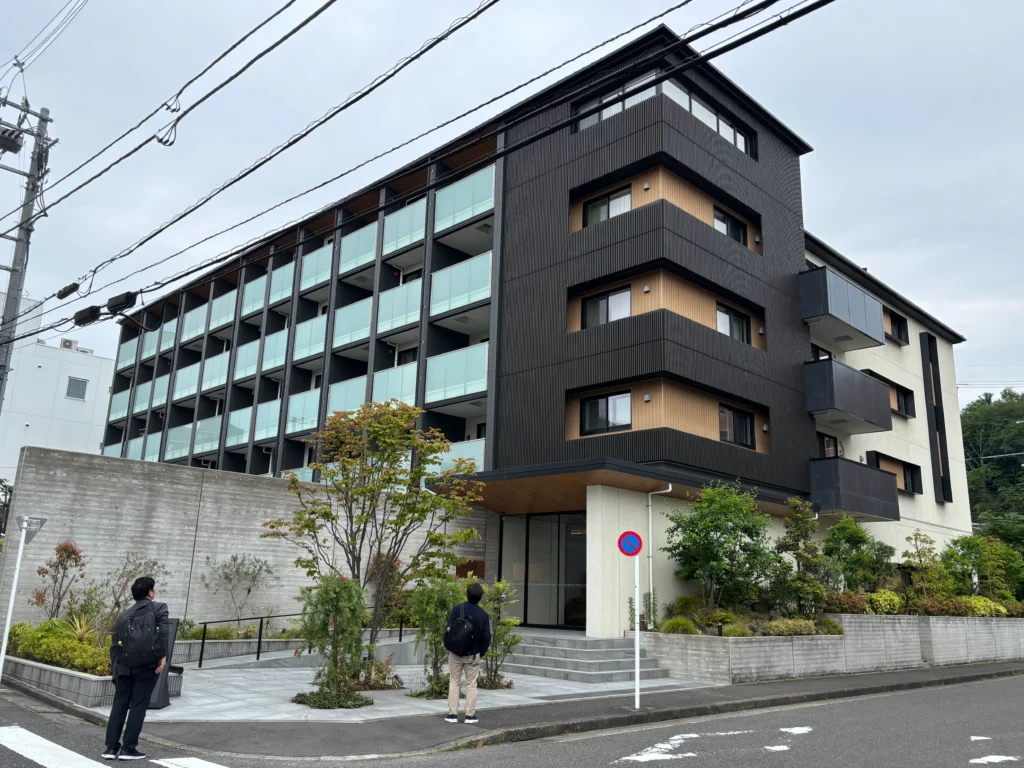 【共同住宅】東京都「モクシオン稲城」（木造マンション）