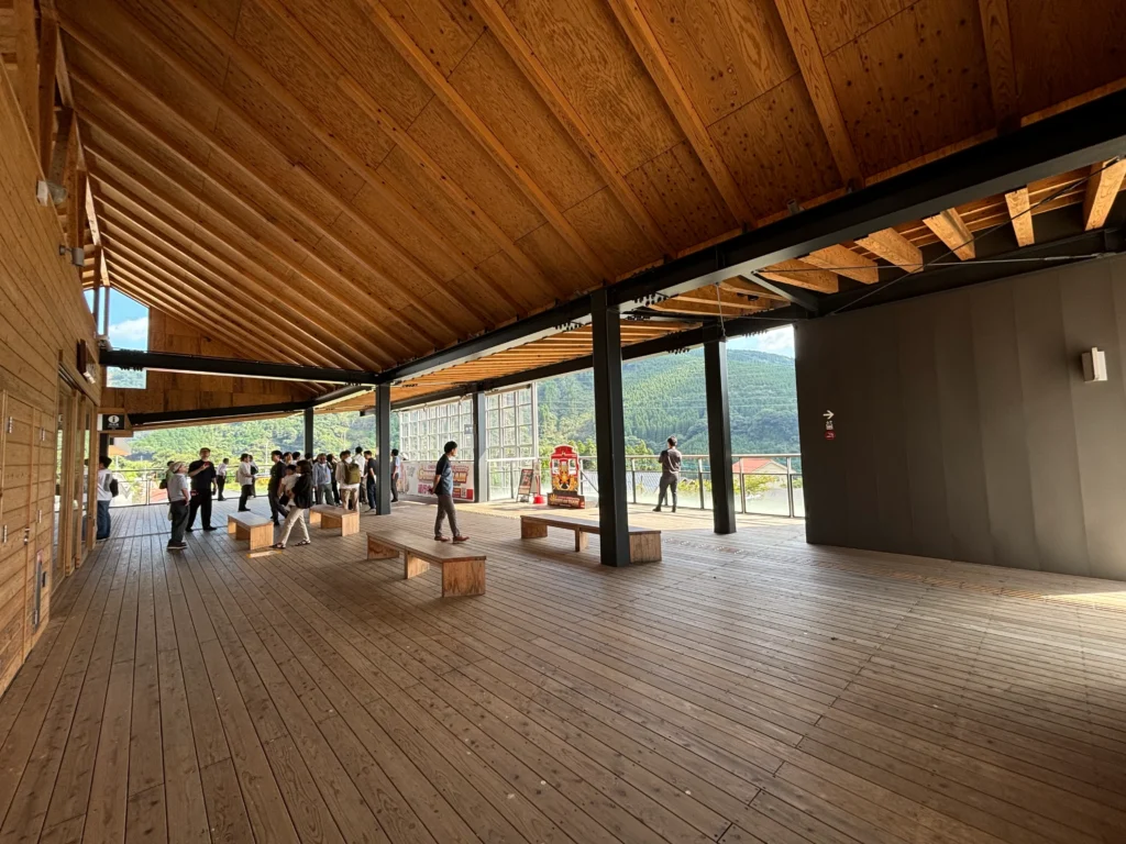 立野駅×地域材活用