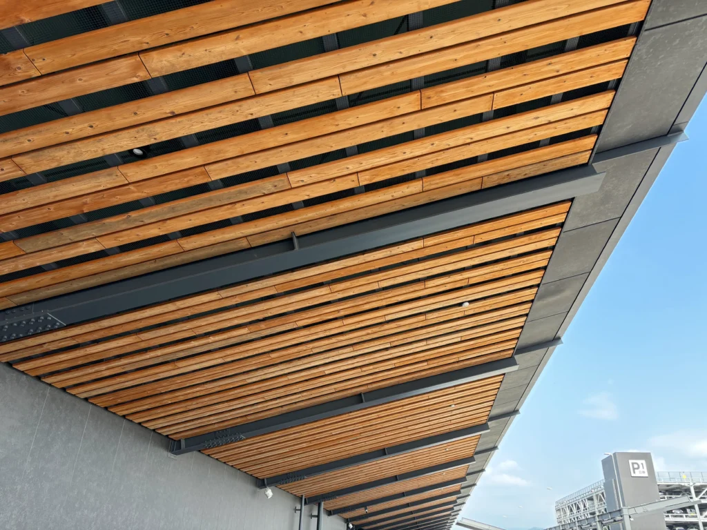 阿蘇くまもと空港の地域材活用