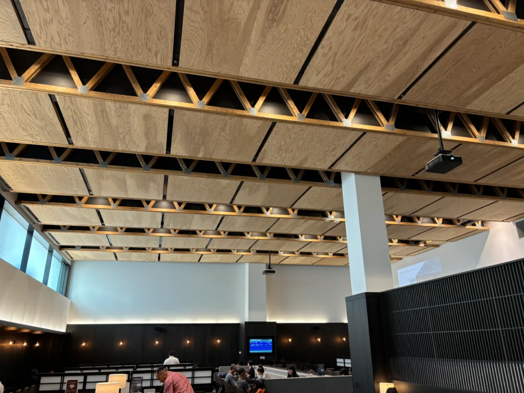 阿蘇くまもと空港　木造非住宅　非住宅木造　木造化　木質化　県産材　熊本　三井ホーム