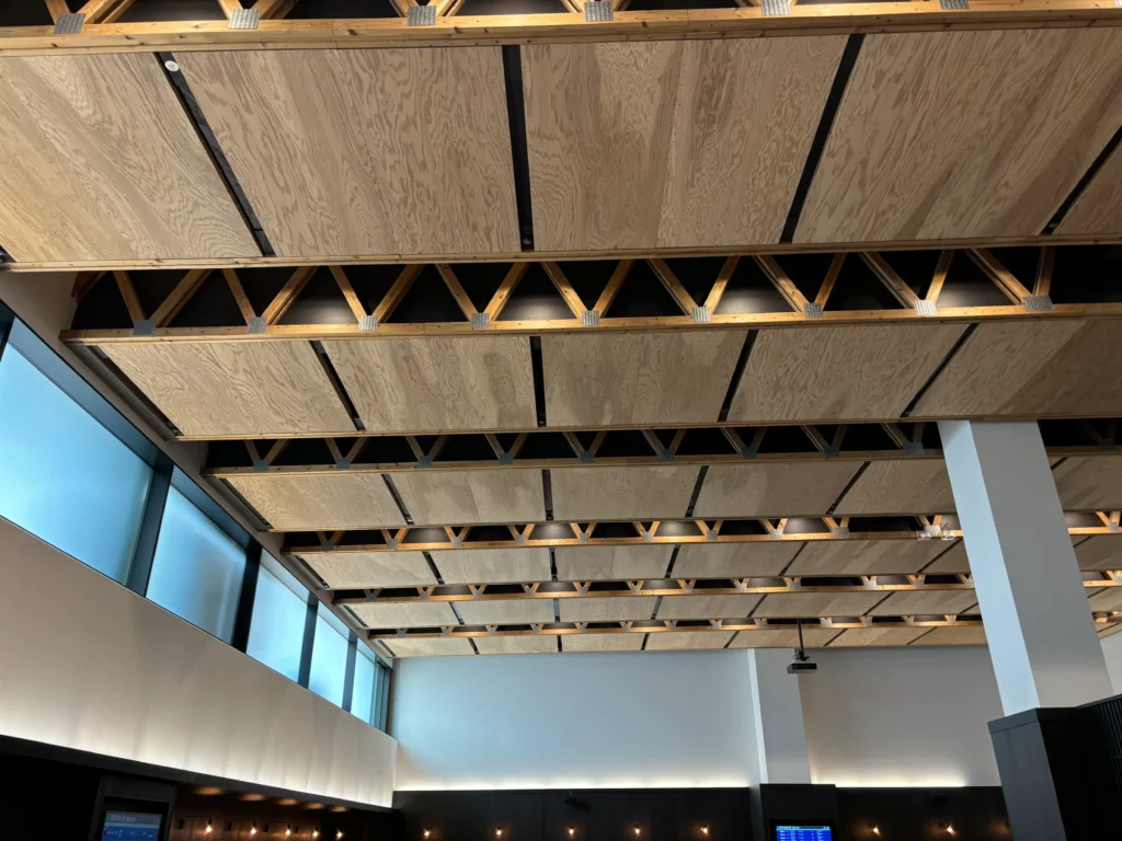 阿蘇くまもと空港　木造非住宅　非住宅木造　木造化　木質化　県産材　熊本　三井ホーム