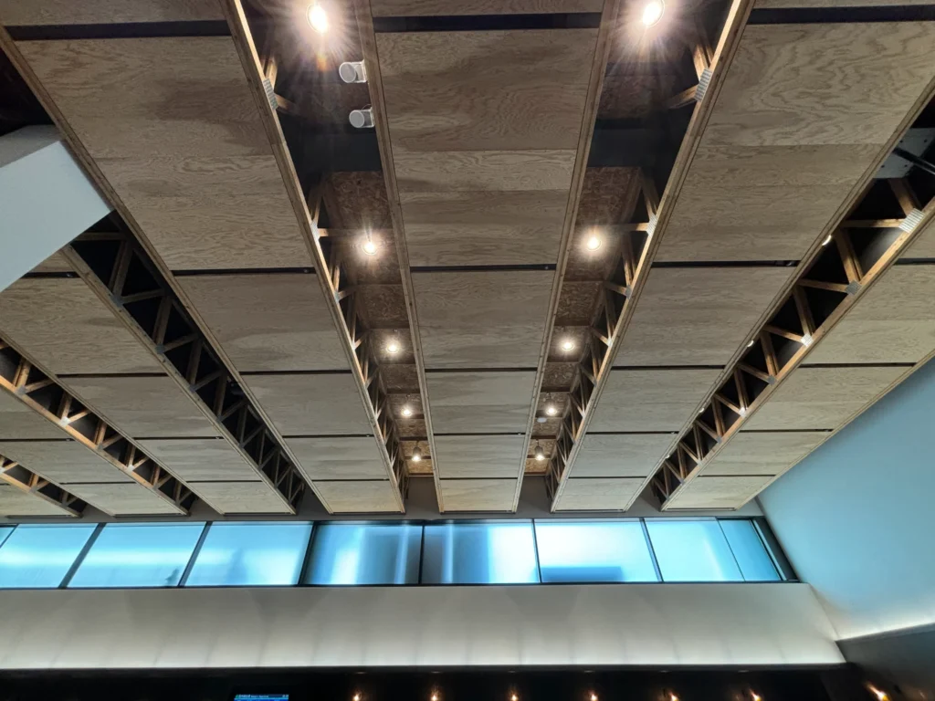 阿蘇くまもと空港　木造非住宅　非住宅木造　木造化　木質化　県産材　熊本　三井ホーム