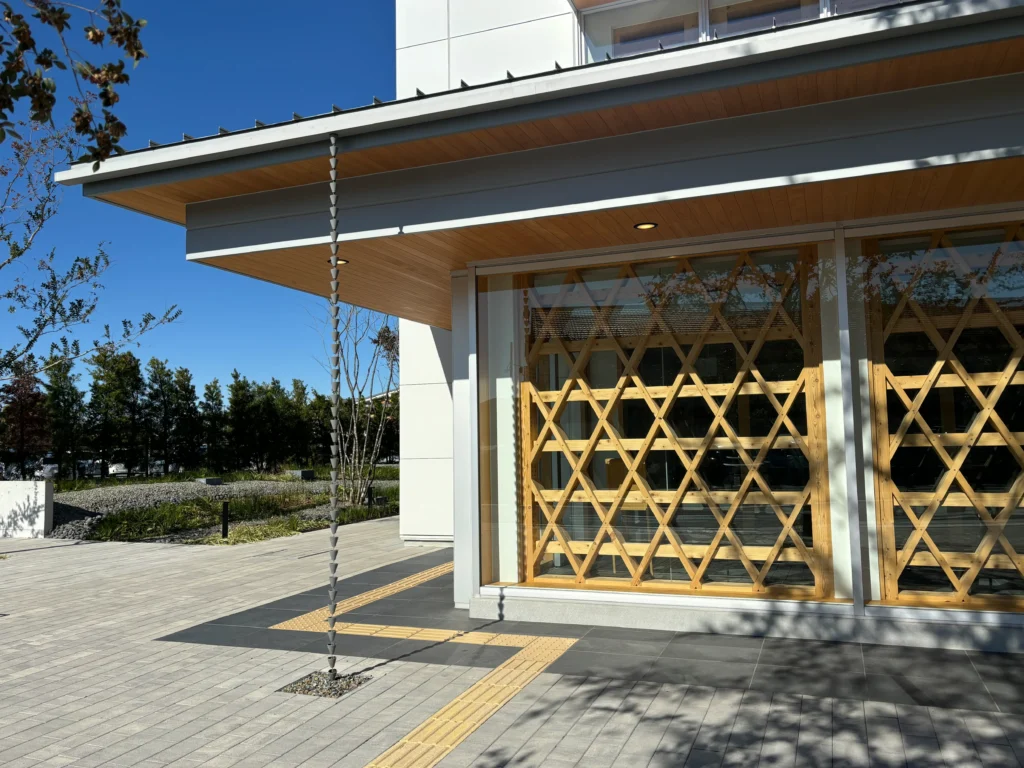 AQ Group本社ビル　ギャラリー　木造8階建　耐火建築物　木造ビル　事務所　埼玉県