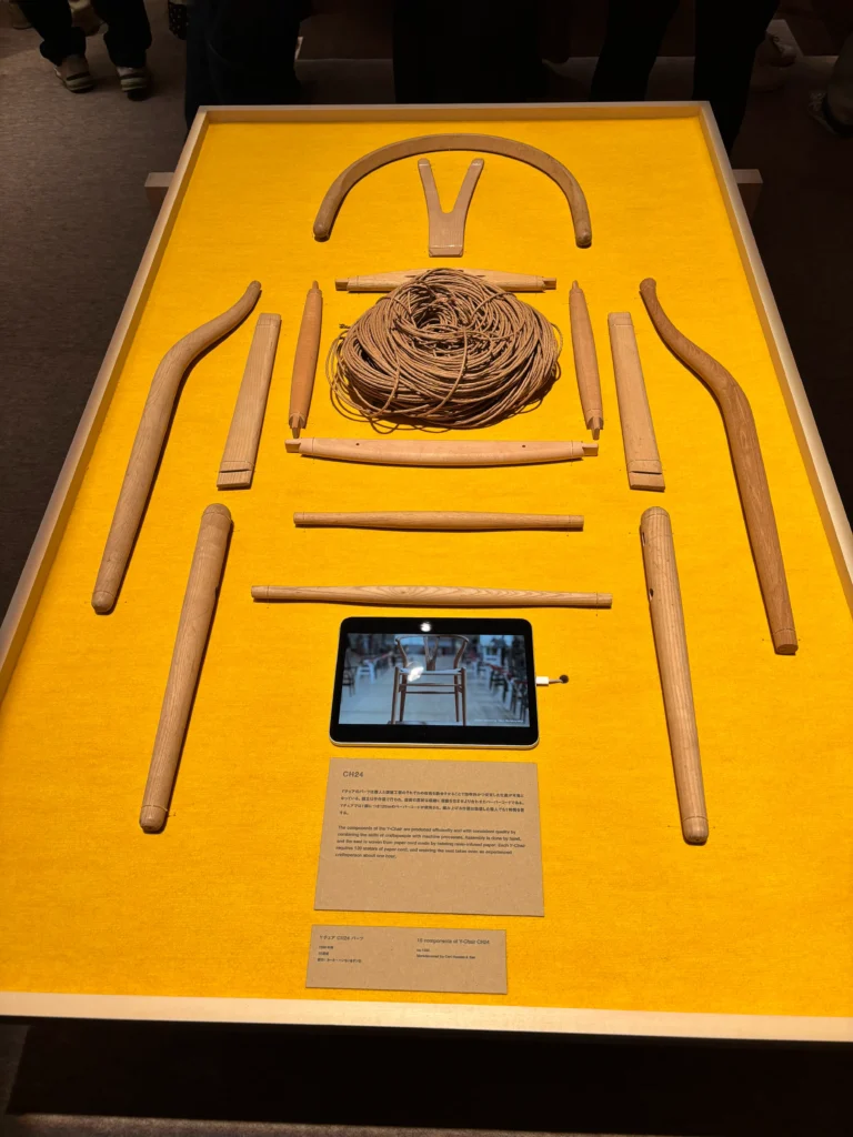 圧巻の家具展示!愛用のYチェアのルーツを知る