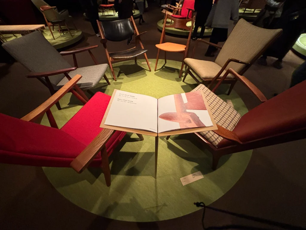 建築家・田根剛氏による会場構成