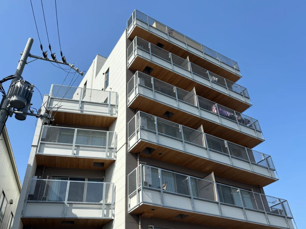 【共同住宅】大阪府「リブウッド大阪城」（木造マンション）