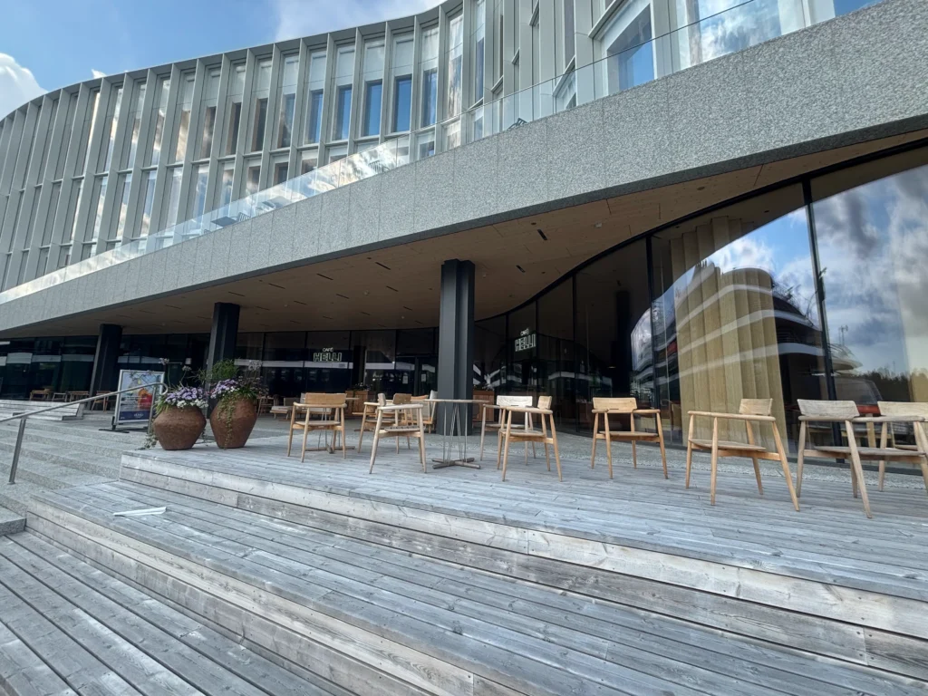 Solo Sokos Pier 4　外観